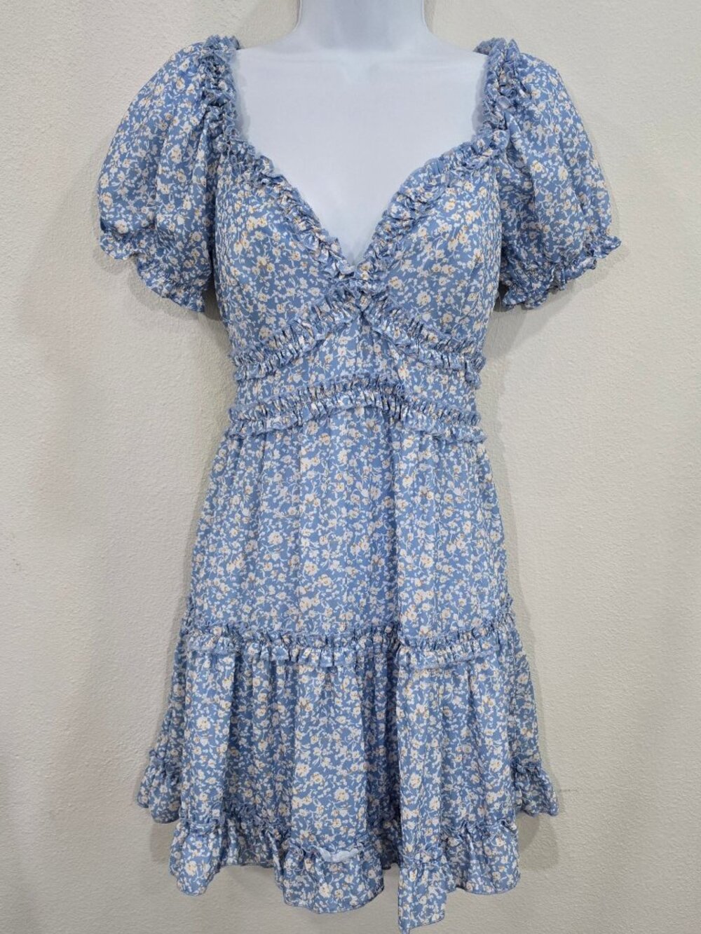 Windsor ✦ Blue Floral Ruffle Mini Dress ✦ Puff Sleeves V‑Neck Smocked Waist S - Picture 2 of 14